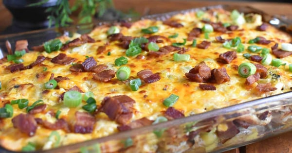 Loaded Baked Potato Casserole with Chicken for a Crowd Recipe - Flyers ...